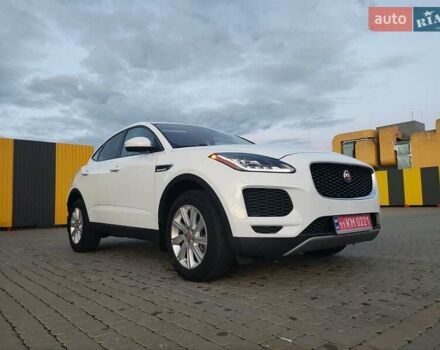 Белый Ягуар E-Pace, объемом двигателя 2 л и пробегом 117 тыс. км за 18850 $, фото 5 на Automoto.ua