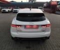 Белый Ягуар E-Pace, объемом двигателя 2 л и пробегом 117 тыс. км за 18850 $, фото 11 на Automoto.ua