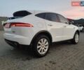Белый Ягуар E-Pace, объемом двигателя 2 л и пробегом 117 тыс. км за 18850 $, фото 7 на Automoto.ua