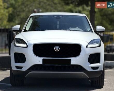 Білий Ягуар E-Pace, об'ємом двигуна 2 л та пробігом 72 тис. км за 26999 $, фото 1 на Automoto.ua