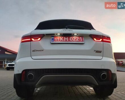 Белый Ягуар E-Pace, объемом двигателя 2 л и пробегом 117 тыс. км за 18850 $, фото 10 на Automoto.ua