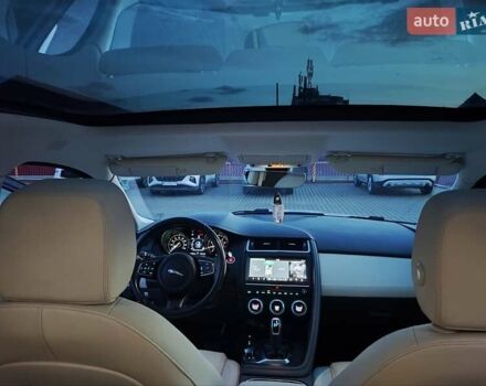 Белый Ягуар E-Pace, объемом двигателя 2 л и пробегом 117 тыс. км за 18850 $, фото 28 на Automoto.ua