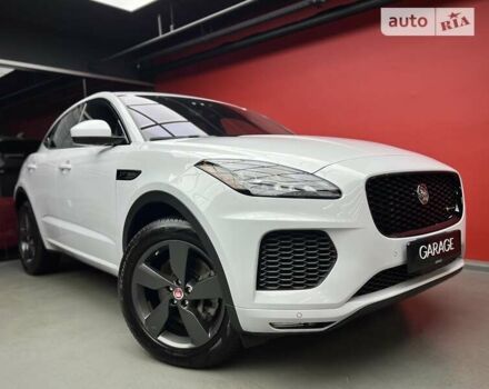 Белый Ягуар E-Pace, объемом двигателя 2 л и пробегом 33 тыс. км за 33500 $, фото 10 на Automoto.ua