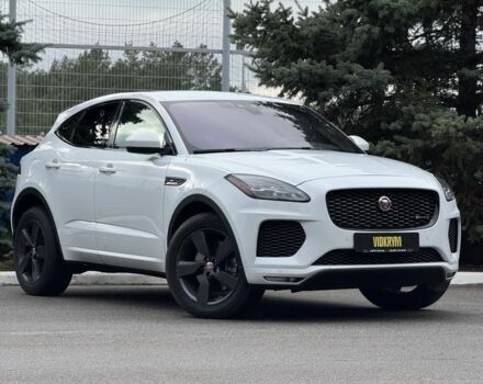 Белый Ягуар E-Pace, объемом двигателя 2 л и пробегом 38 тыс. км за 21500 $, фото 3 на Automoto.ua