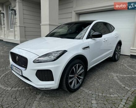 Белый Ягуар E-Pace, объемом двигателя 2 л и пробегом 57 тыс. км за 33900 $, фото 10 на Automoto.ua