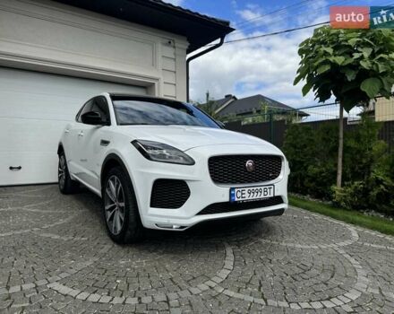 Белый Ягуар E-Pace, объемом двигателя 2 л и пробегом 57 тыс. км за 33900 $, фото 4 на Automoto.ua