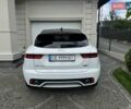 Белый Ягуар E-Pace, объемом двигателя 2 л и пробегом 57 тыс. км за 33900 $, фото 15 на Automoto.ua