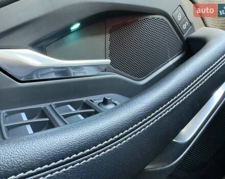 Белый Ягуар E-Pace, объемом двигателя 2 л и пробегом 57 тыс. км за 33900 $, фото 52 на Automoto.ua