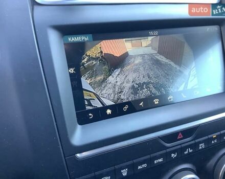 Білий Ягуар E-Pace, об'ємом двигуна 2 л та пробігом 35 тис. км за 29000 $, фото 14 на Automoto.ua