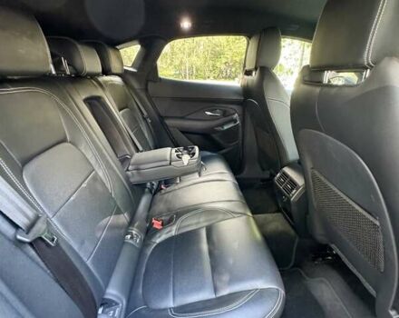 Белый Ягуар E-Pace, объемом двигателя 2 л и пробегом 57 тыс. км за 33900 $, фото 44 на Automoto.ua