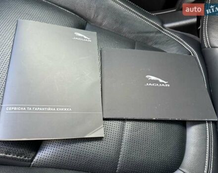 Белый Ягуар E-Pace, объемом двигателя 2 л и пробегом 57 тыс. км за 33900 $, фото 64 на Automoto.ua