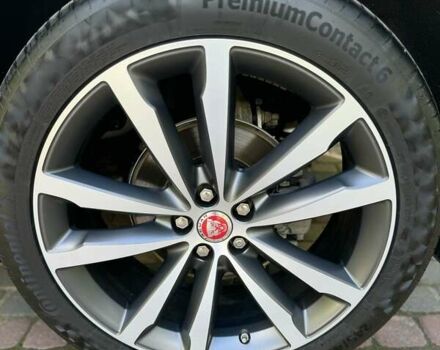 Белый Ягуар E-Pace, объемом двигателя 2 л и пробегом 57 тыс. км за 33900 $, фото 26 на Automoto.ua