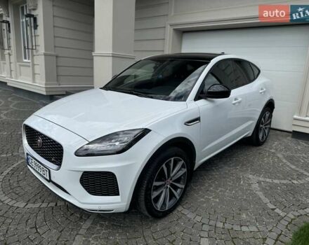 Белый Ягуар E-Pace, объемом двигателя 2 л и пробегом 57 тыс. км за 33900 $, фото 9 на Automoto.ua