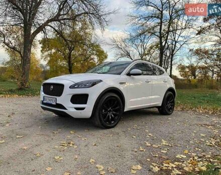 Белый Ягуар E-Pace, объемом двигателя 2 л и пробегом 27 тыс. км за 28000 $, фото 16 на Automoto.ua