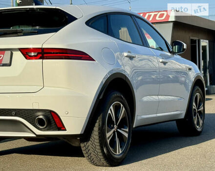 Белый Ягуар E-Pace, объемом двигателя 2 л и пробегом 6 тыс. км за 48500 $, фото 73 на Automoto.ua