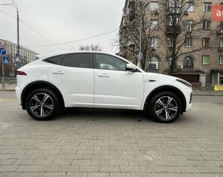 Белый Ягуар E-Pace, объемом двигателя 2 л и пробегом 46 тыс. км за 46000 $, фото 2 на Automoto.ua