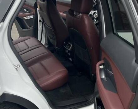 Белый Ягуар E-Pace, объемом двигателя 2 л и пробегом 46 тыс. км за 46000 $, фото 10 на Automoto.ua