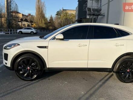 Белый Ягуар E-Pace, объемом двигателя 2 л и пробегом 77 тыс. км за 25000 $, фото 1 на Automoto.ua