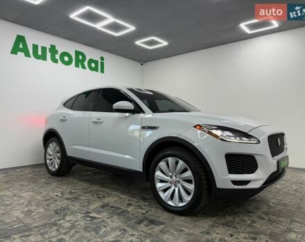 Белый Ягуар E-Pace, объемом двигателя 2 л и пробегом 199 тыс. км за 15999 $, фото 1 на Automoto.ua