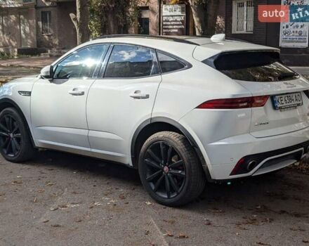 Белый Ягуар E-Pace, объемом двигателя 2 л и пробегом 121 тыс. км за 22999 $, фото 1 на Automoto.ua