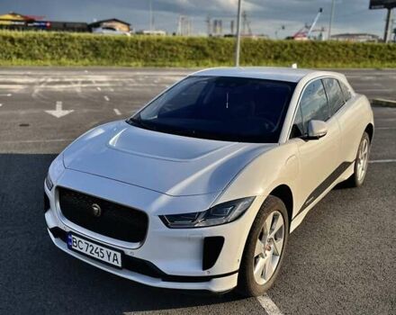 Белый Ягуар E-Pace, объемом двигателя 0 л и пробегом 203 тыс. км за 21000 $, фото 1 на Automoto.ua