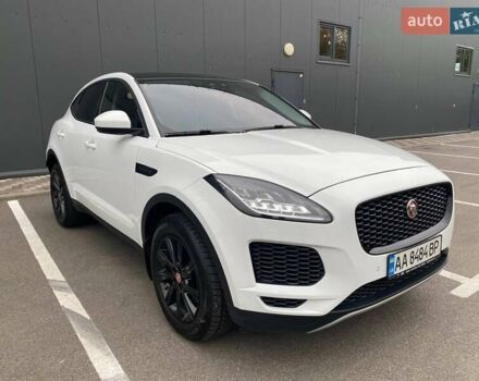 Белый Ягуар E-Pace, объемом двигателя 2 л и пробегом 74 тыс. км за 28000 $, фото 1 на Automoto.ua