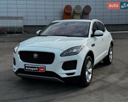 Белый Ягуар E-Pace, объемом двигателя 2 л и пробегом 59 тыс. км за 28490 $, фото 1 на Automoto.ua