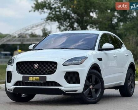 Белый Ягуар E-Pace, объемом двигателя 2 л и пробегом 38 тыс. км за 25350 $, фото 1 на Automoto.ua