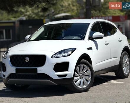 Белый Ягуар E-Pace, объемом двигателя 2 л и пробегом 72 тыс. км за 26999 $, фото 1 на Automoto.ua
