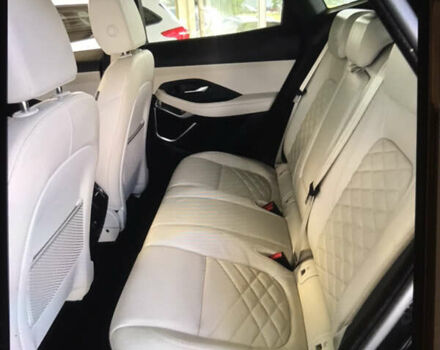 Чорний Ягуар E-Pace, об'ємом двигуна 2 л та пробігом 63 тис. км за 31000 $, фото 8 на Automoto.ua