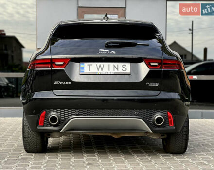 Черный Ягуар E-Pace, объемом двигателя 2 л и пробегом 159 тыс. км за 19900 $, фото 4 на Automoto.ua