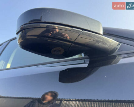 Чорний Ягуар E-Pace, об'ємом двигуна 2 л та пробігом 102 тис. км за 31500 $, фото 3 на Automoto.ua