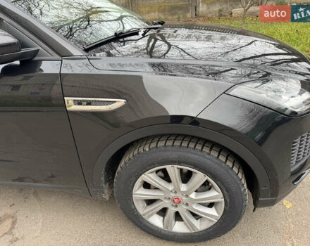Чорний Ягуар E-Pace, об'ємом двигуна 2 л та пробігом 102 тис. км за 31500 $, фото 1 на Automoto.ua