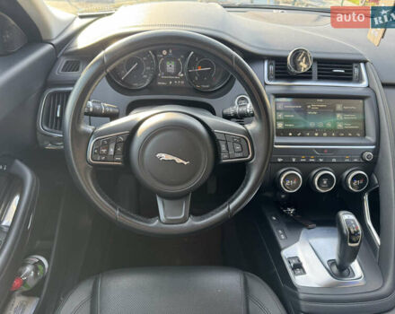 Чорний Ягуар E-Pace, об'ємом двигуна 2 л та пробігом 102 тис. км за 31500 $, фото 21 на Automoto.ua