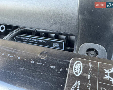 Чорний Ягуар E-Pace, об'ємом двигуна 2 л та пробігом 102 тис. км за 31500 $, фото 43 на Automoto.ua