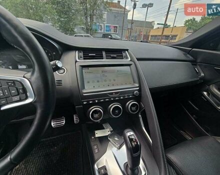 Чорний Ягуар E-Pace, об'ємом двигуна 2 л та пробігом 79 тис. км за 18000 $, фото 5 на Automoto.ua
