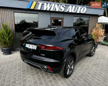 Черный Ягуар E-Pace, объемом двигателя 2 л и пробегом 159 тыс. км за 19900 $, фото 17 на Automoto.ua