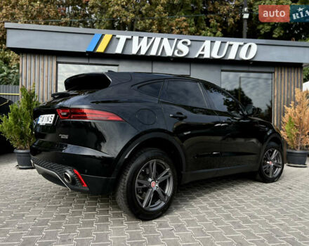 Черный Ягуар E-Pace, объемом двигателя 2 л и пробегом 159 тыс. км за 19900 $, фото 18 на Automoto.ua