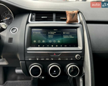 Черный Ягуар E-Pace, объемом двигателя 2 л и пробегом 159 тыс. км за 19900 $, фото 29 на Automoto.ua