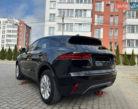 Черный Ягуар E-Pace, объемом двигателя 2 л и пробегом 197 тыс. км за 23900 $, фото 5 на Automoto.ua