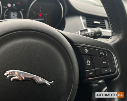 Ягуар E-Pace 2018 в Мукачеве на Automoto.ua Черный Ягуар E-Pace, объемом двигателя 2 л и пробегом 124 тыс. км за 33000 $, фото 12 на Automoto.ua