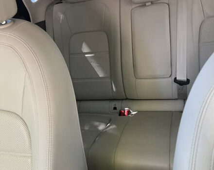 Черный Ягуар E-Pace, объемом двигателя 2 л и пробегом 43 тыс. км за 25600 $, фото 7 на Automoto.ua