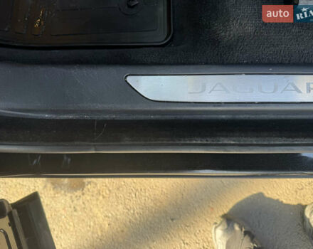 Чорний Ягуар E-Pace, об'ємом двигуна 2 л та пробігом 102 тис. км за 31500 $, фото 12 на Automoto.ua