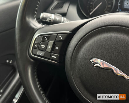 Ягуар E-Pace 2018 в Мукачеве на Automoto.ua Черный Ягуар E-Pace, объемом двигателя 2 л и пробегом 124 тыс. км за 33000 $, фото 11 на Automoto.ua
