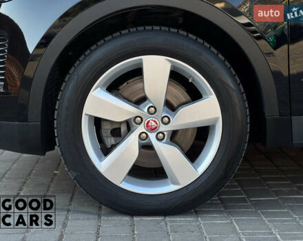 Черный Ягуар E-Pace, объемом двигателя 2 л и пробегом 84 тыс. км за 24000 $, фото 10 на Automoto.ua