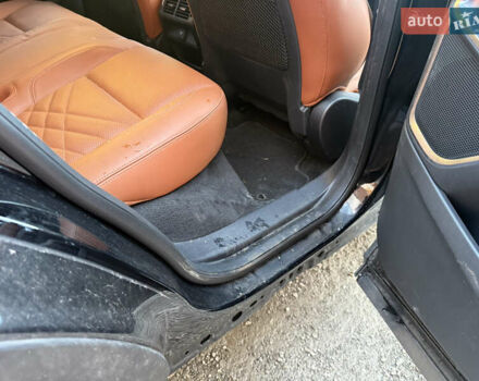 Черный Ягуар E-Pace, объемом двигателя 2 л и пробегом 18 тыс. км за 14300 $, фото 25 на Automoto.ua