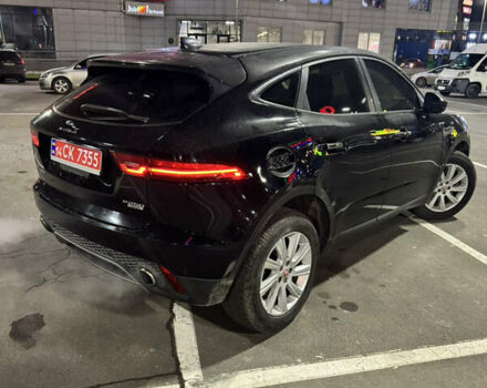 Черный Ягуар E-Pace, объемом двигателя 2 л и пробегом 80 тыс. км за 17800 $, фото 13 на Automoto.ua