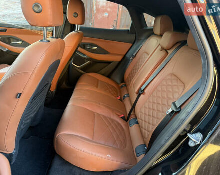 Черный Ягуар E-Pace, объемом двигателя 2 л и пробегом 18 тыс. км за 14300 $, фото 34 на Automoto.ua