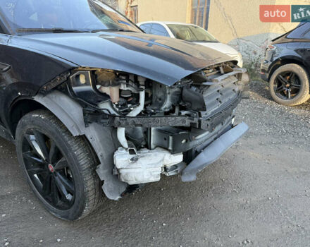 Черный Ягуар E-Pace, объемом двигателя 2 л и пробегом 18 тыс. км за 14300 $, фото 10 на Automoto.ua