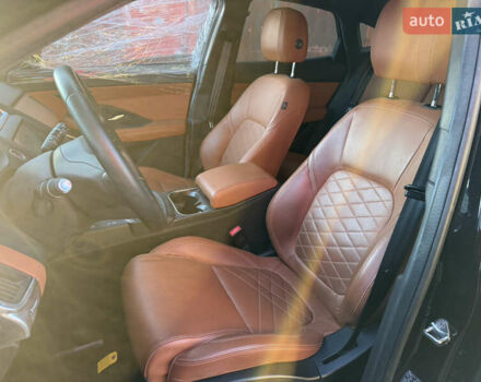 Черный Ягуар E-Pace, объемом двигателя 2 л и пробегом 18 тыс. км за 14300 $, фото 29 на Automoto.ua